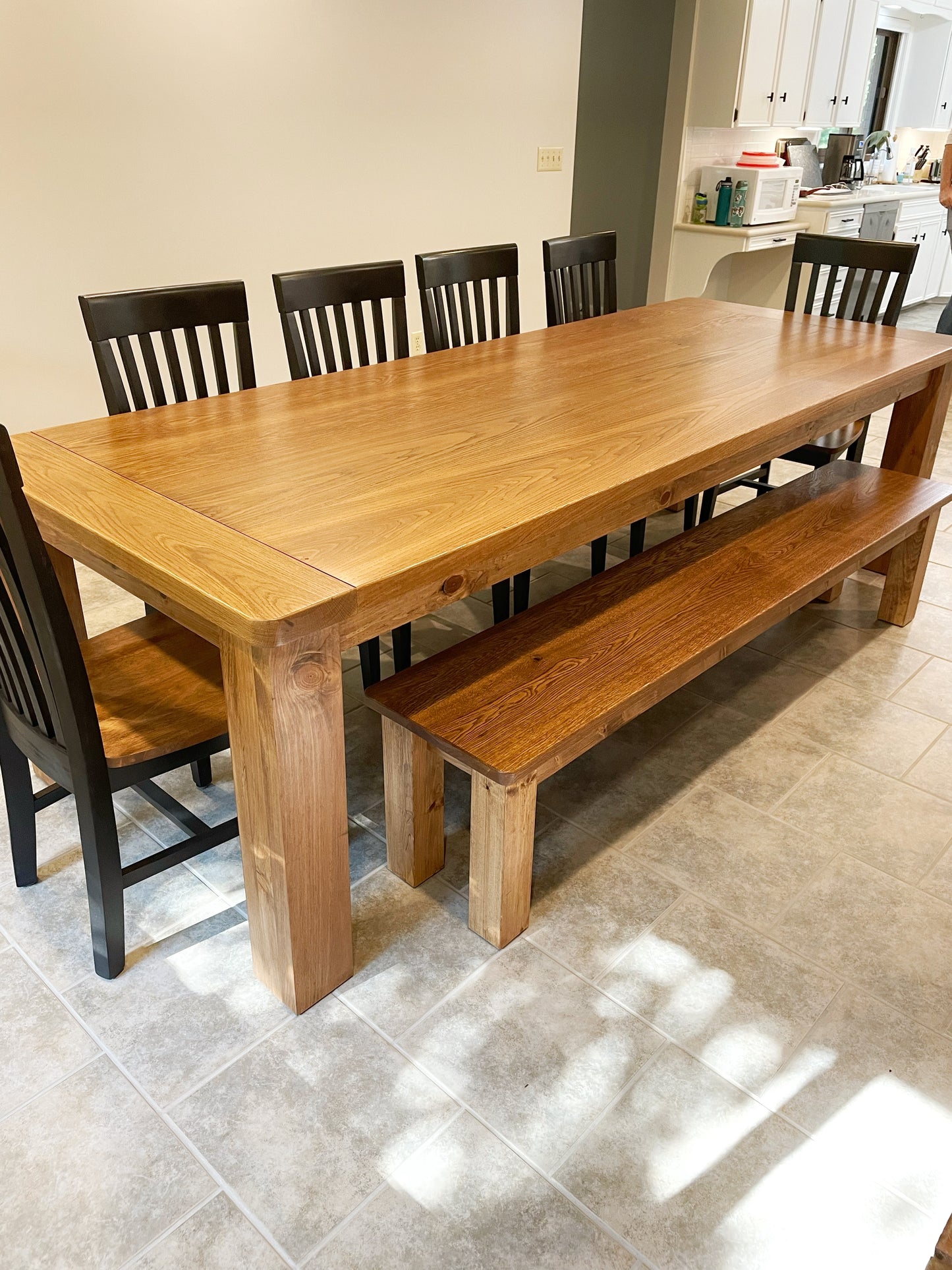 Leo Dining Table