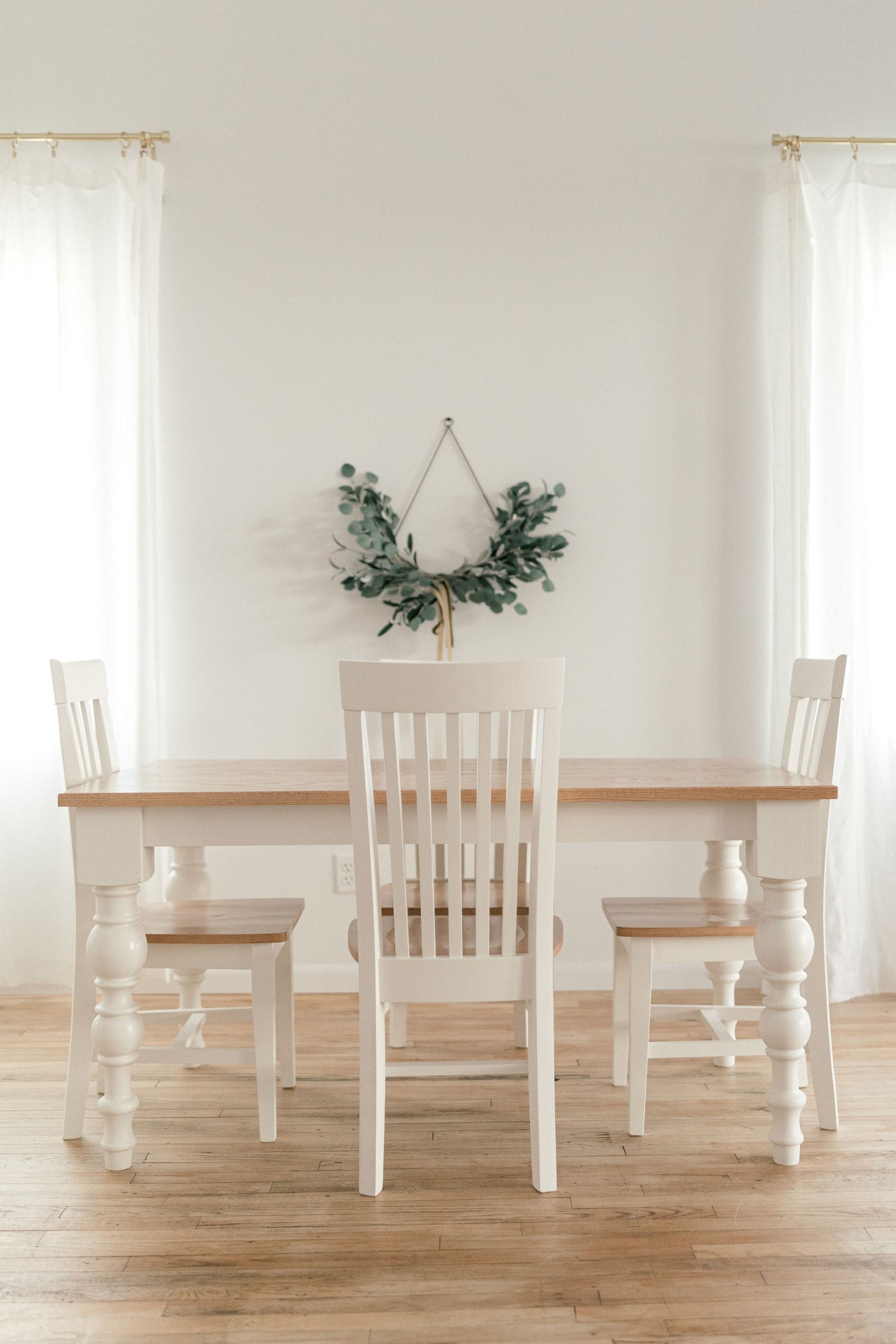Parker Dining Table