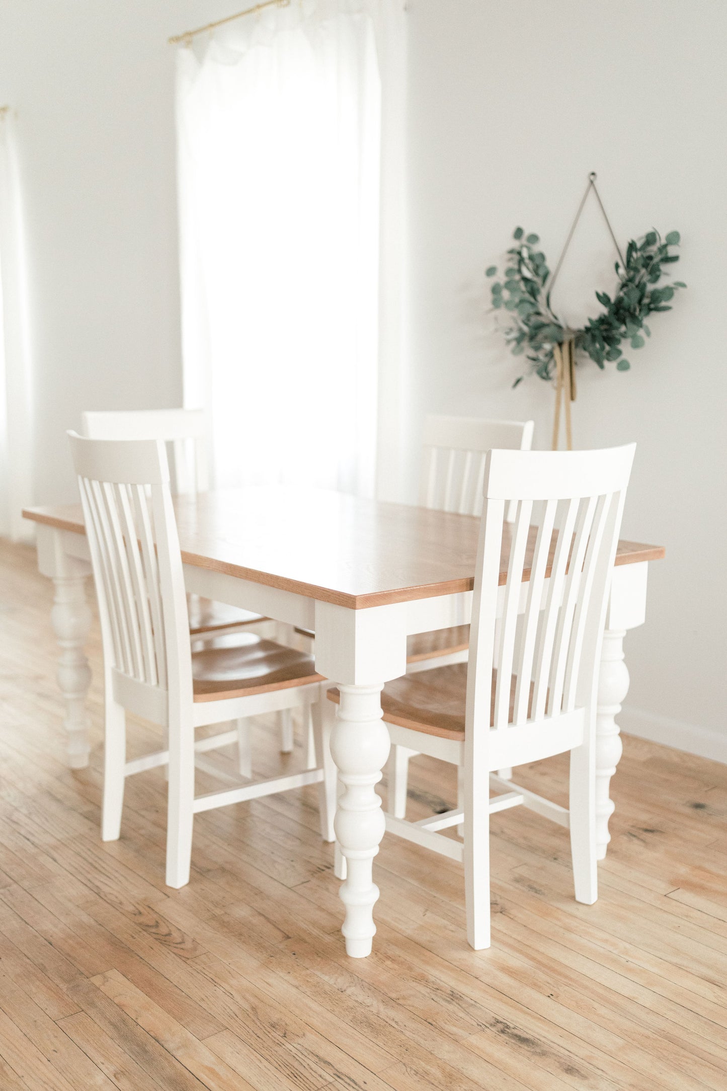 Parker Dining Table
