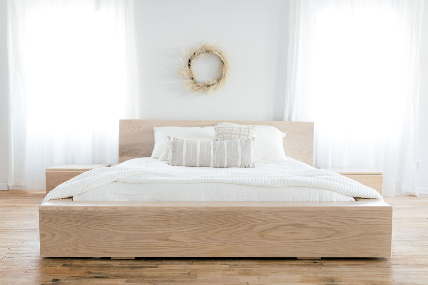Penny Platform Bed