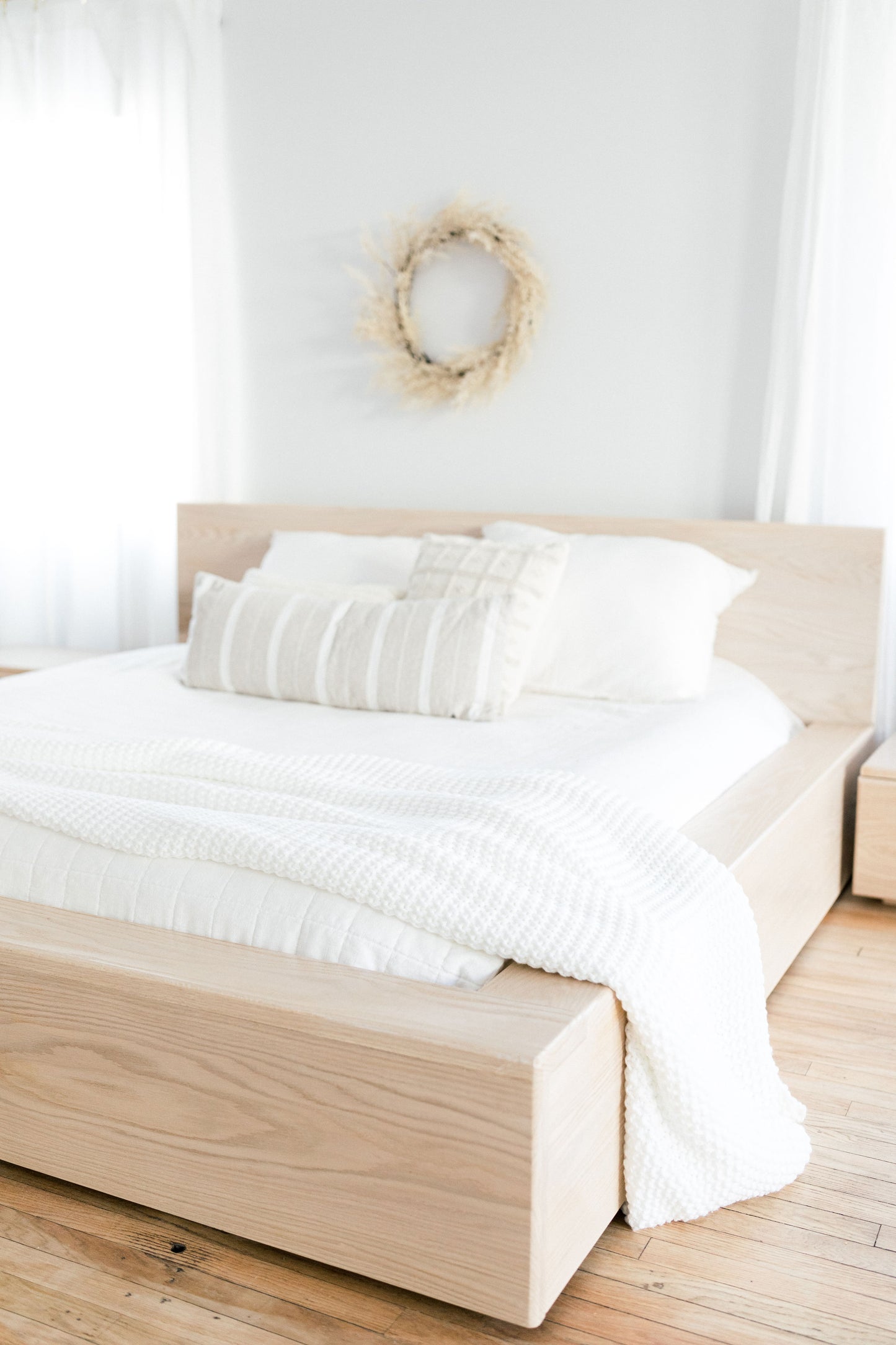 Penny Platform Bed