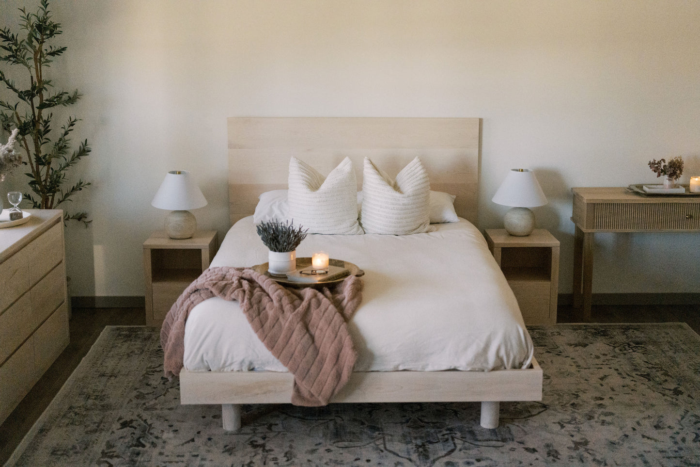 Lane Platform Bed