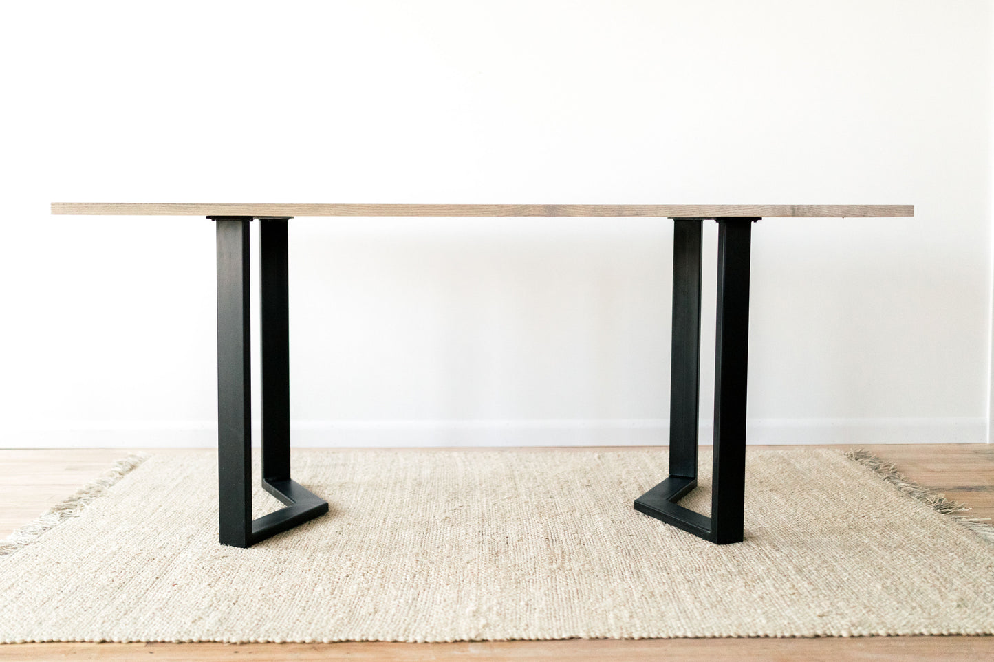 Elliston Dining Table
