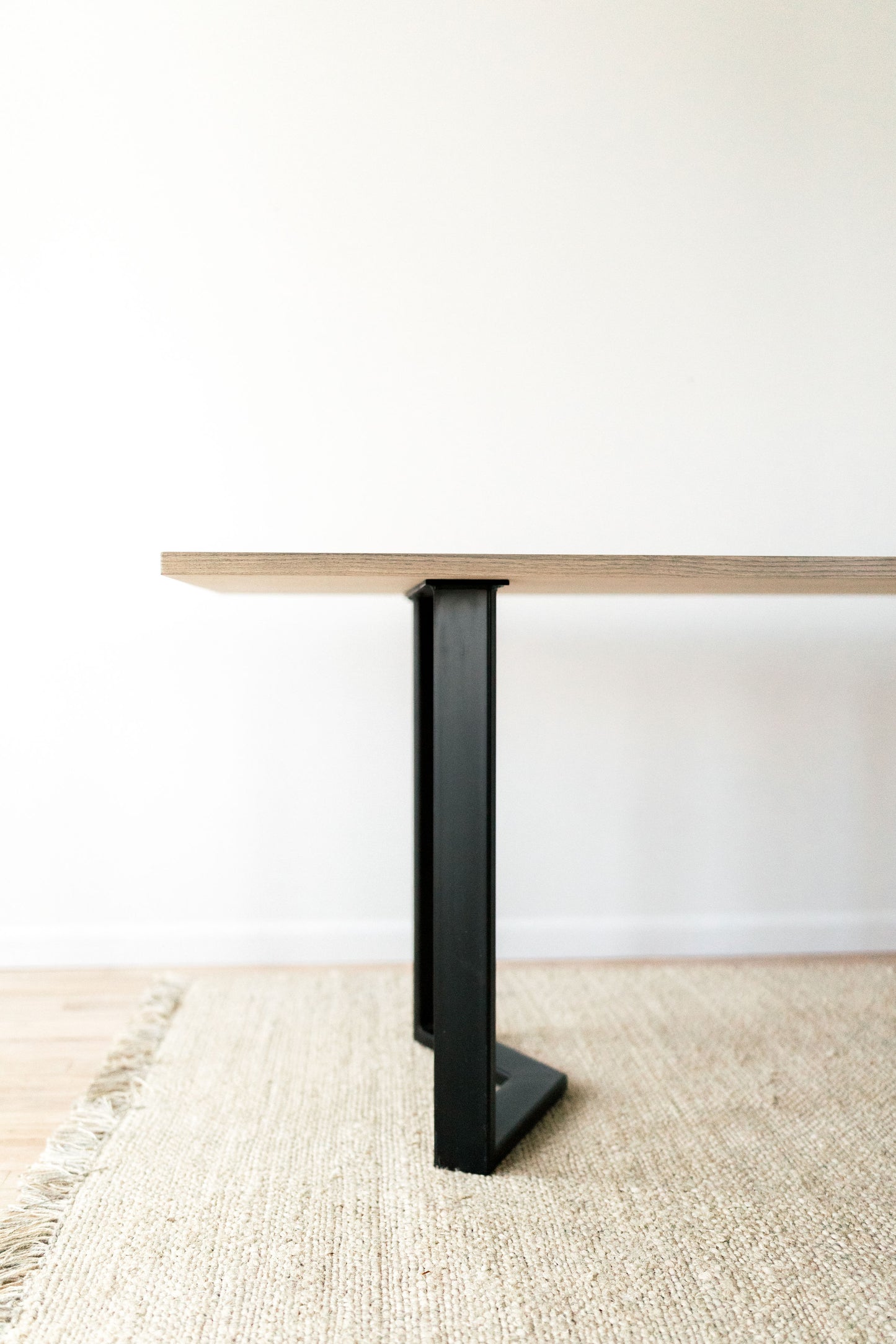 Elliston Dining Table
