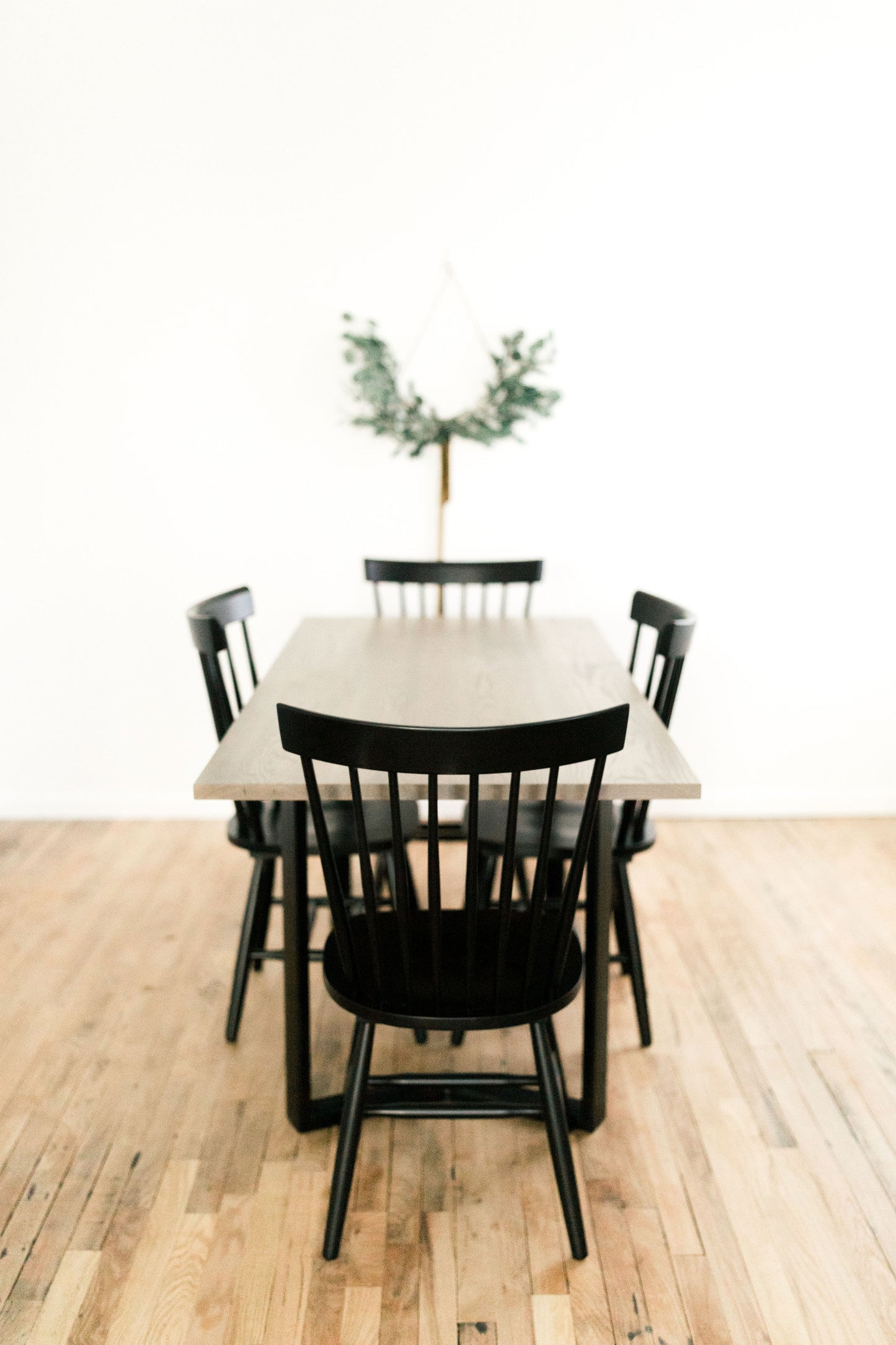 Elliston Dining Table